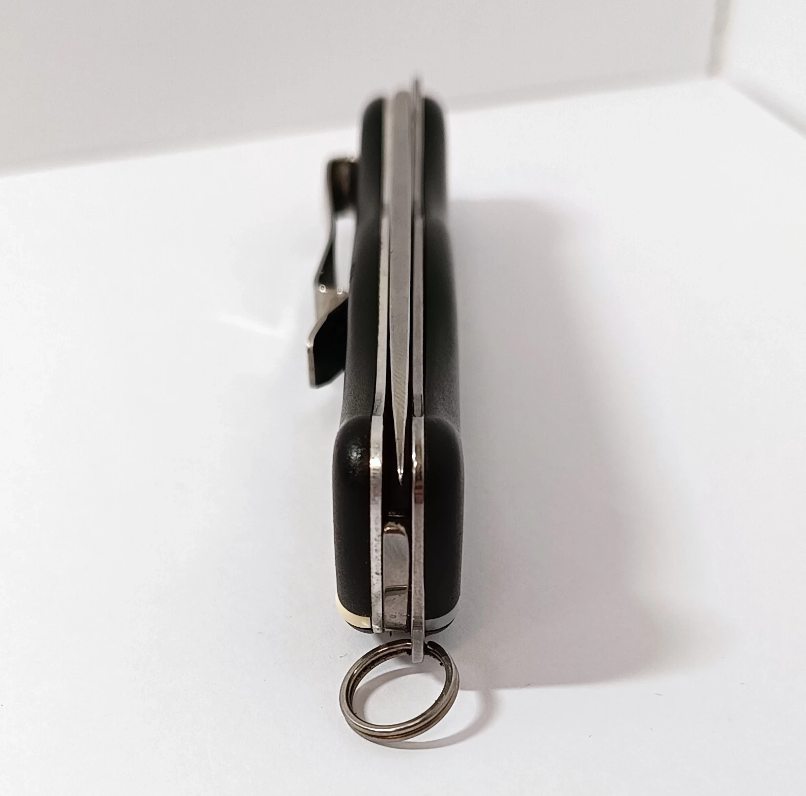 scyzoryk-victorinox-sentinel-model-sentinel-black