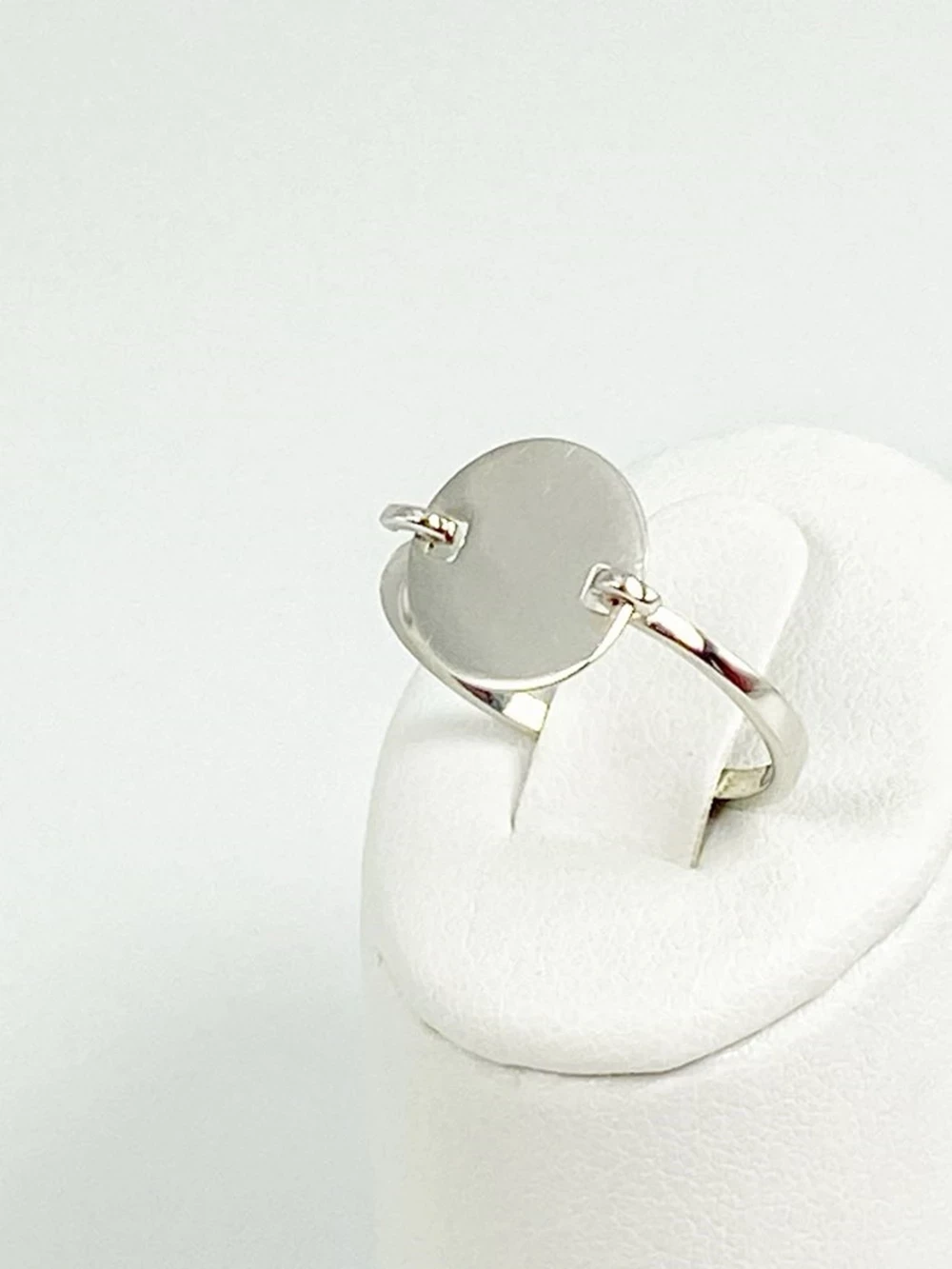 srebrny-pierscionek-z-kolem-p925g104r-13-kilinskiego-1-golub-dobrzyn