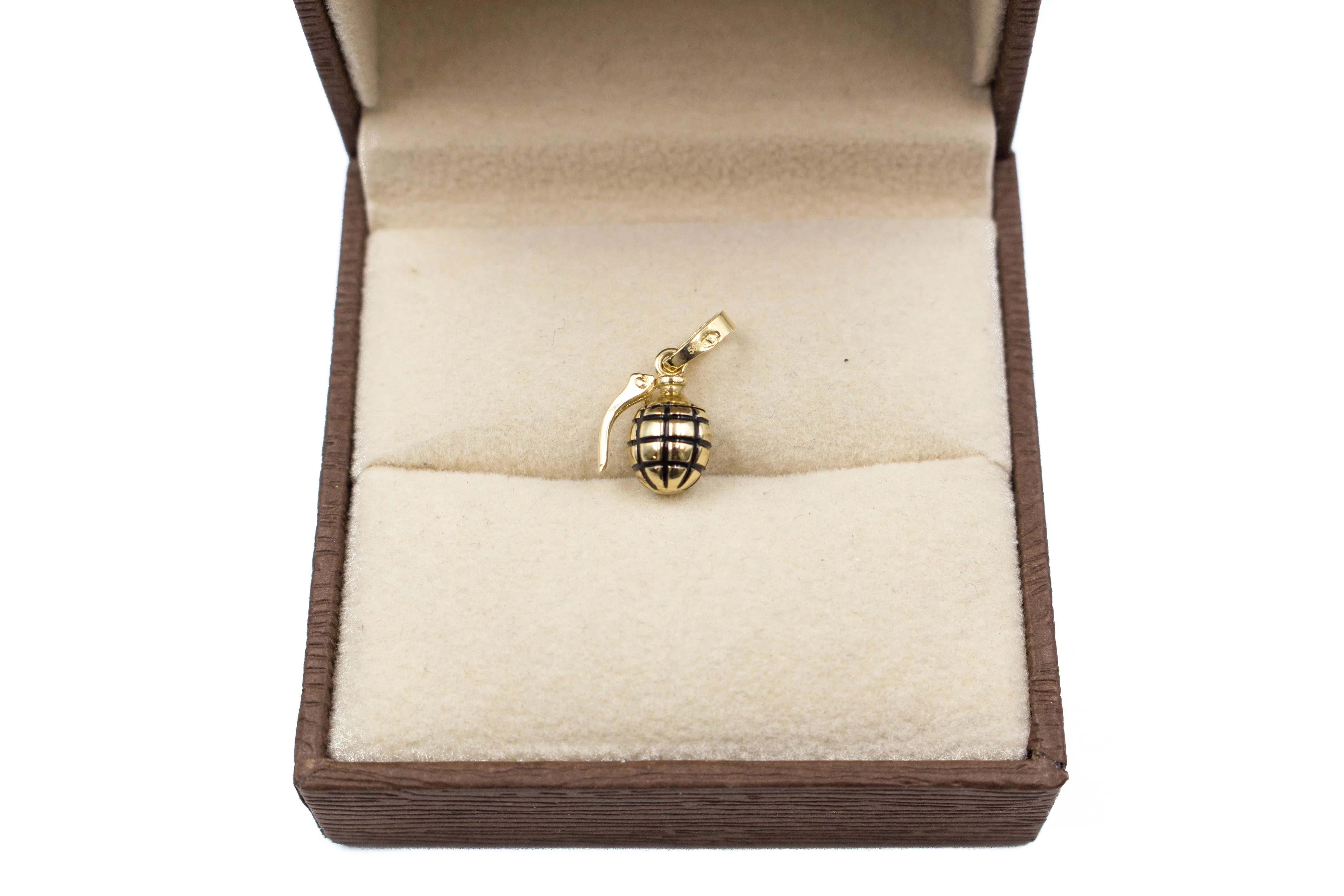 promocja-zlota-zawieszka-granat-p585-w14g-dl15cm-zz08-pilsudskiego-57-marki