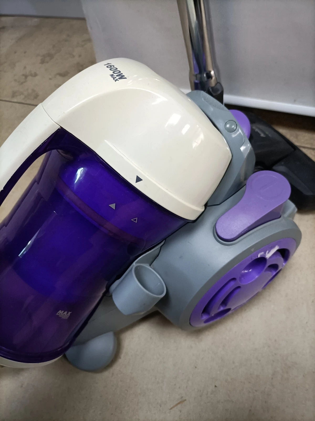 odkurzacz-bezworkowy-tesco-vcbl1612-1600w-kod-producenta-odkurzacz-cyklonowy-bezworkowy-domowy