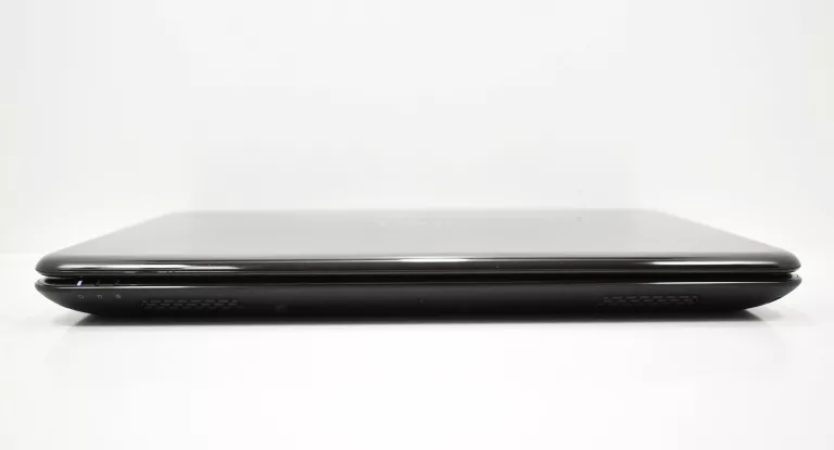 LAPTOP DELL INSPIRON N5010 15 " INTEL PENTIUM 4 GB / 250 GB