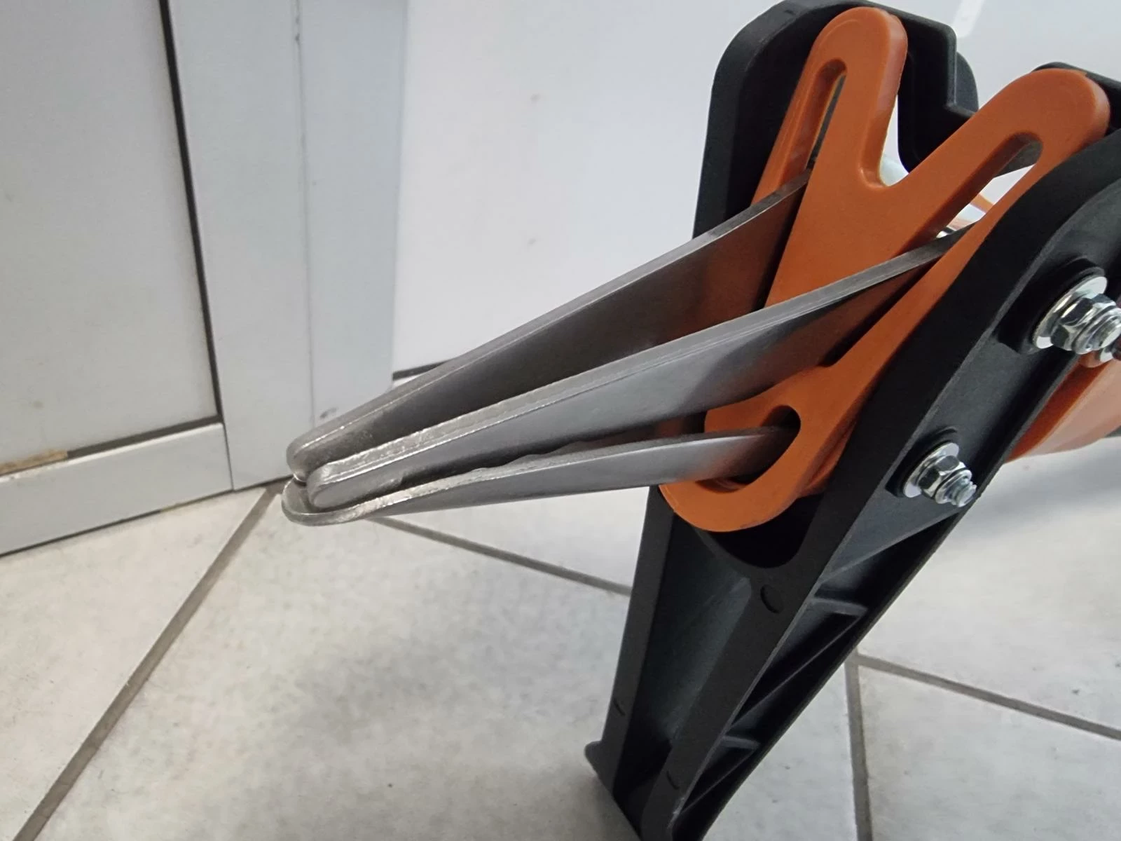 wycinak-wyrywacz-do-chwastow-magnusson-kod-producenta-mand1-2223