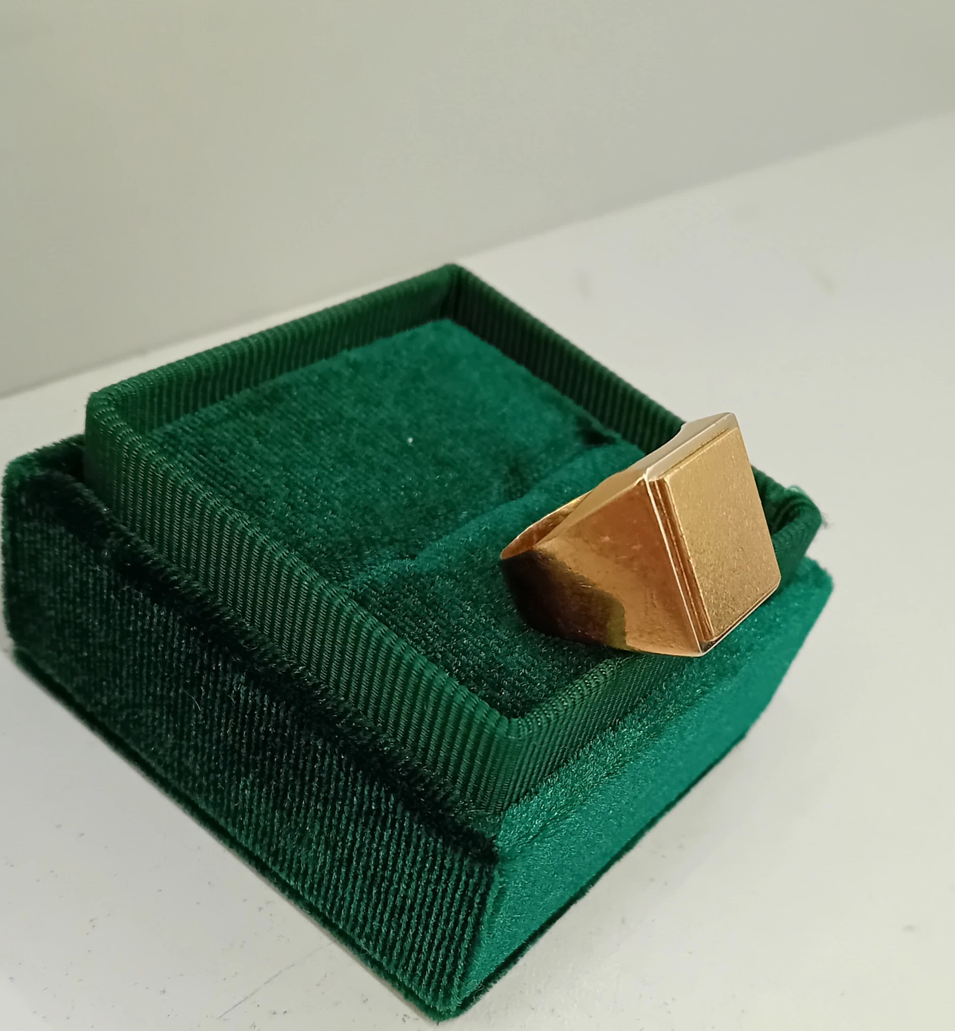 masywny-zloty-sygnet-zloto-750-18k-kod-producenta-5900025343036