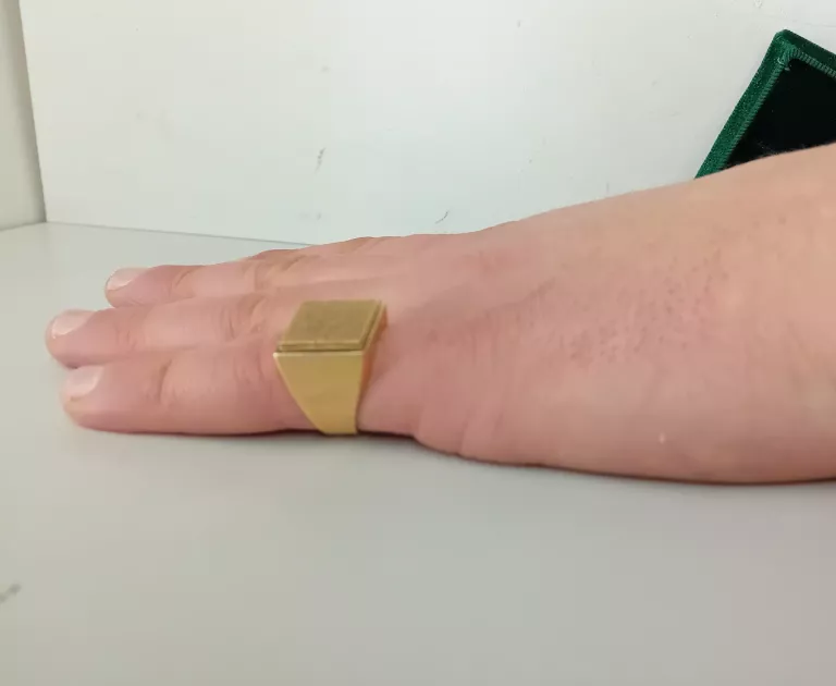 masywny-zloty-sygnet-zloto-750-18k-stan-11323-2