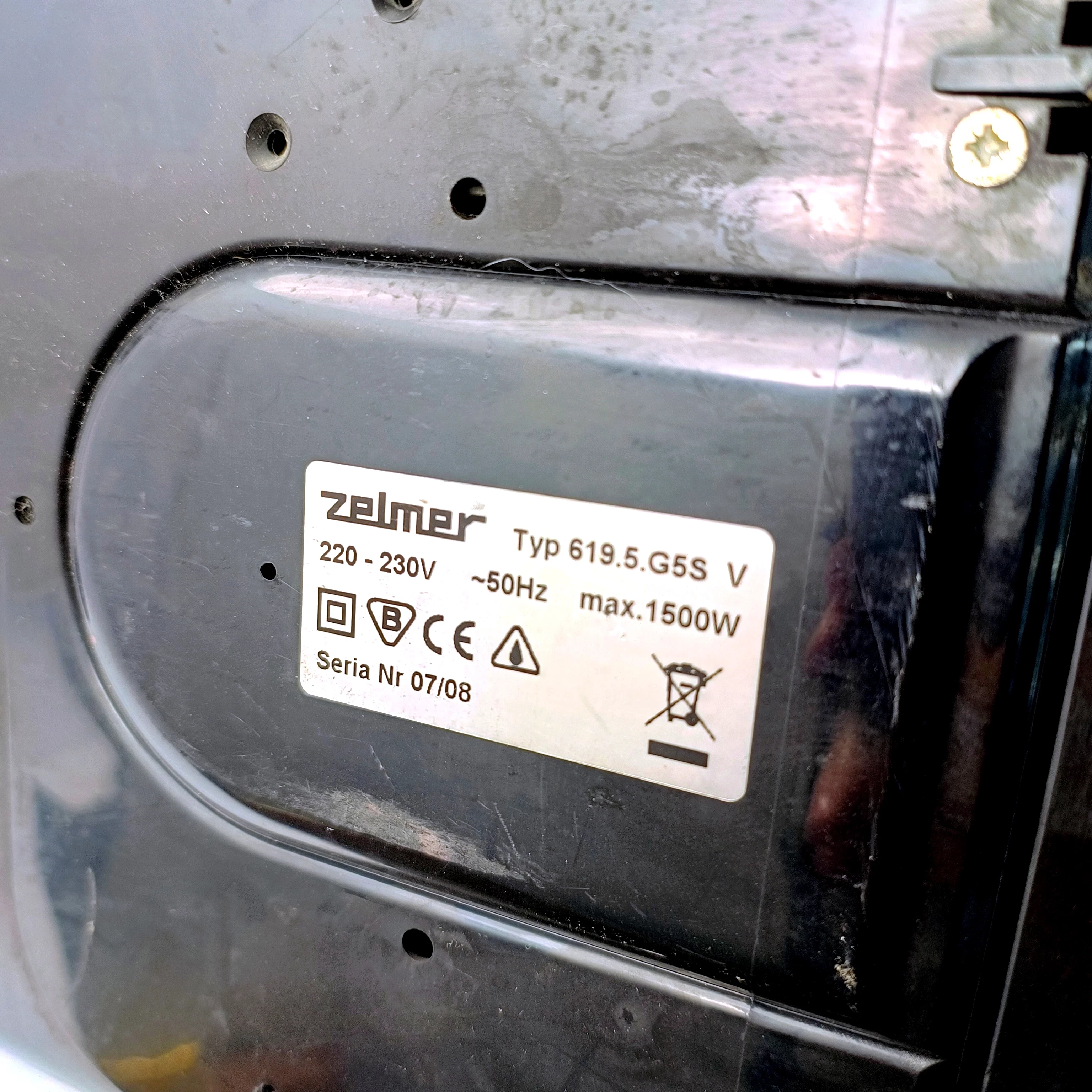 odkurzacz-zelmer-wodnik-trio-6195g5s-rodzaj-wodny