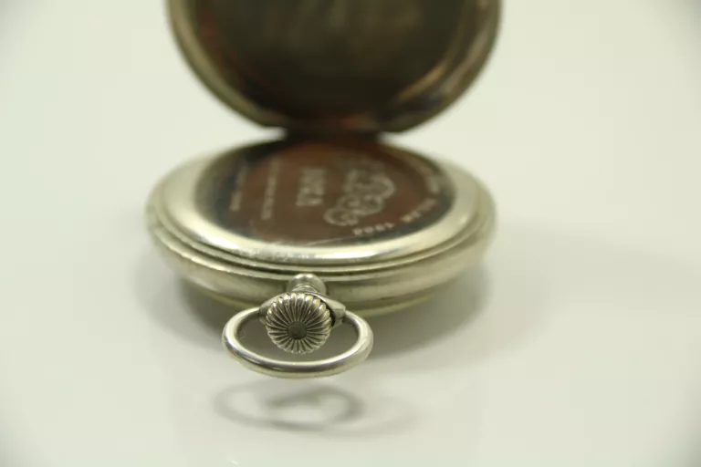 ZEGAREK DOXA VINTAGE HORS CONCOURS