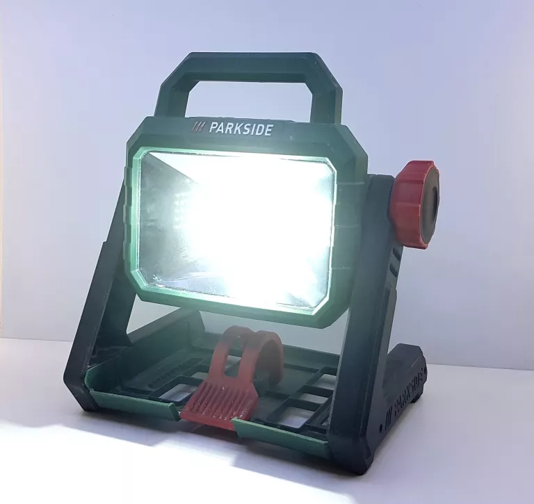 REFLEKTOR AKUMULATOROWY PARKSIDE PLSA 20-LI A1 + AKUMULATOR SMART 4AH