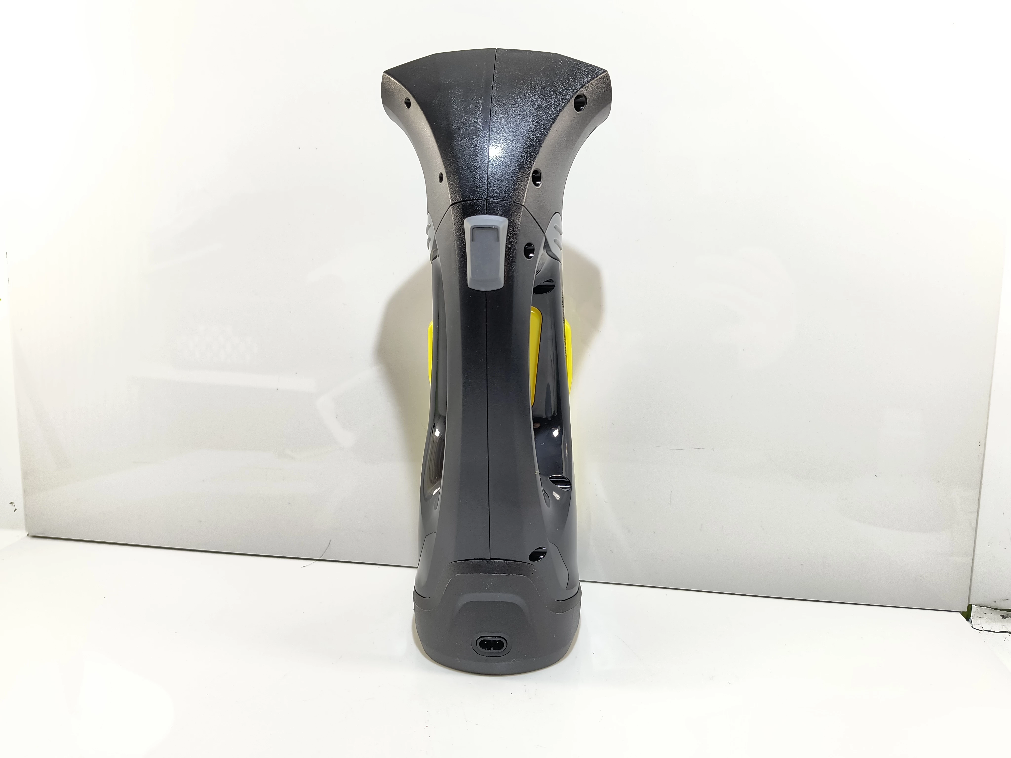 myjka-do-okien-karcher-wv-2-premium-black-edition-stan-uzywany