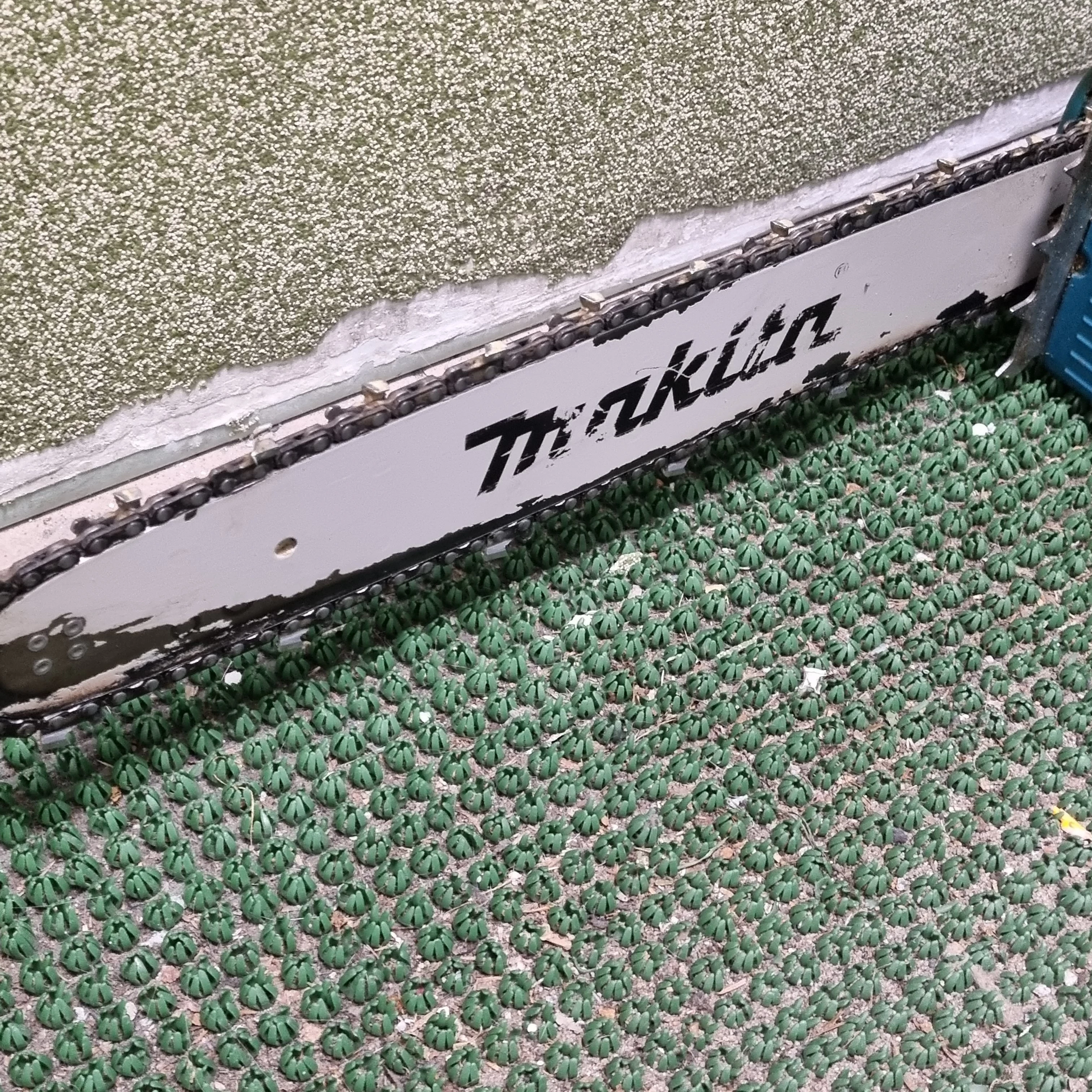 pila-spalinowa-makita-ea4300f-2017-sprawdz-at-kod-producenta-ea4300fx3