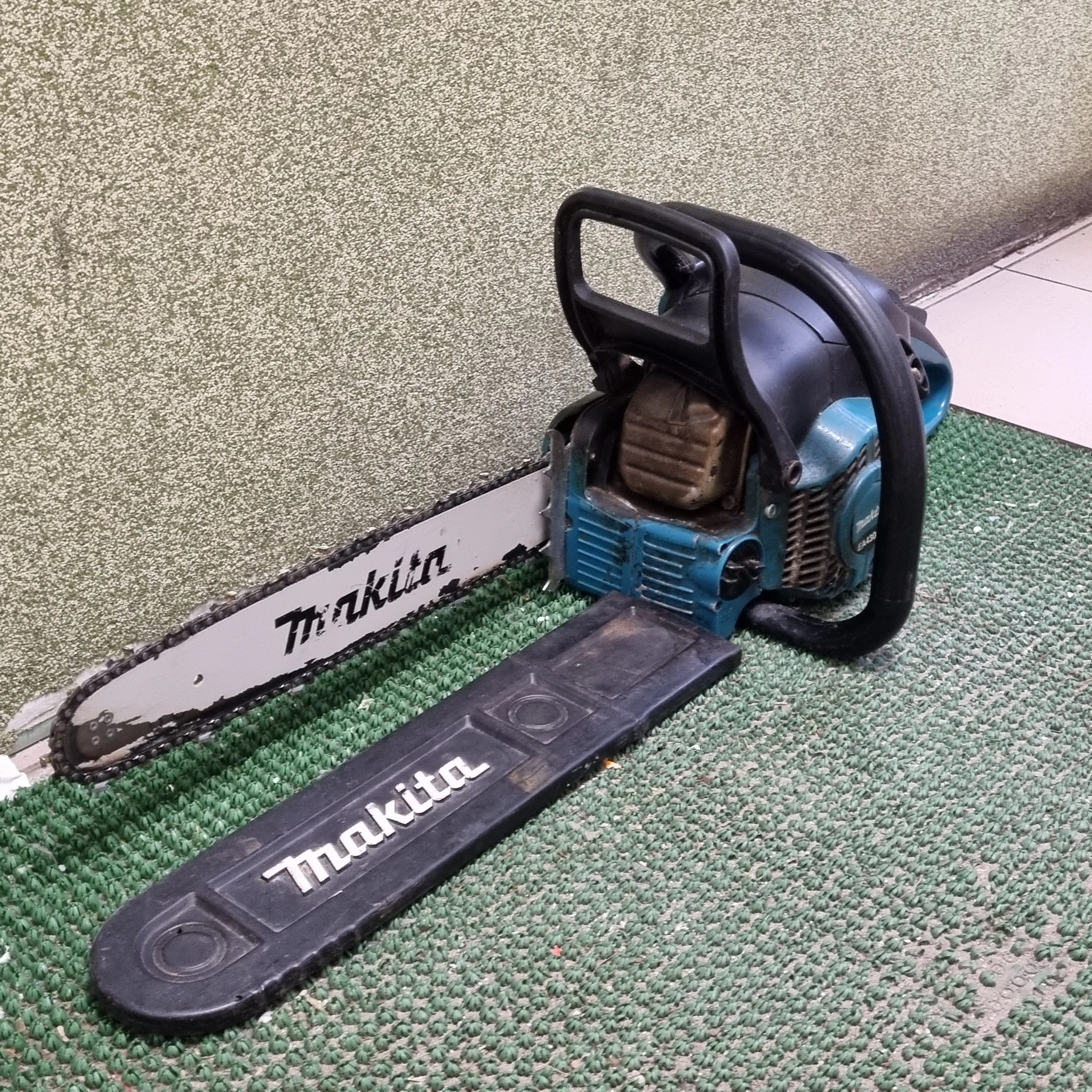 pila-spalinowa-makita-ea4300f-2017-sprawdz-at-stan-uzywany