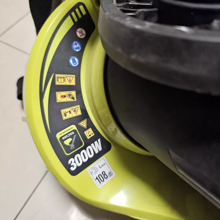 dmuchawa-odkurzacz-do-lisci-rbv3000cesv-ryobi-waga-narzedzia-1200