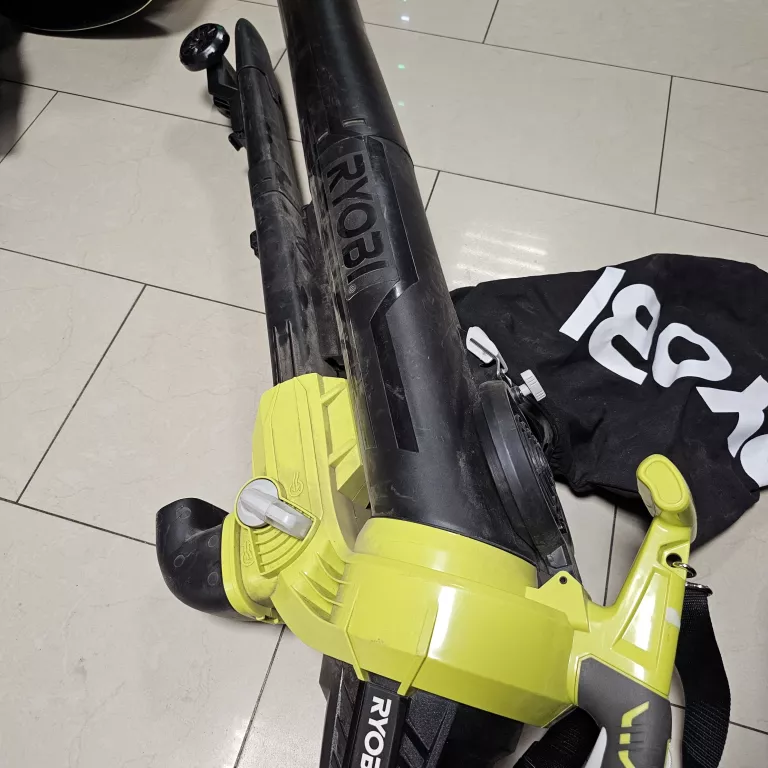 dmuchawa-odkurzacz-do-lisci-rbv3000cesv-ryobi-wydajnosc-120