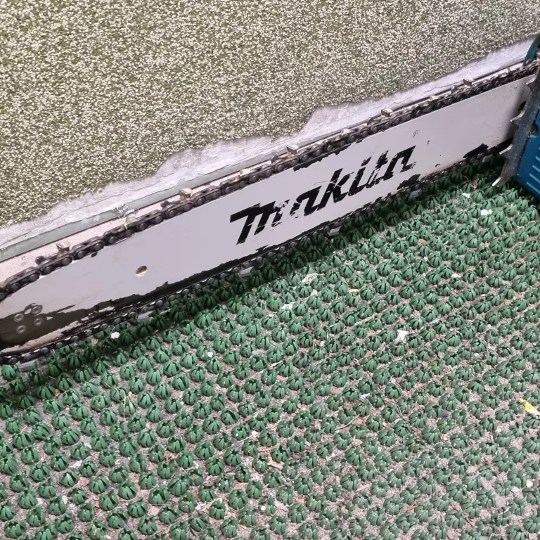 pila-spalinowa-makita-ea4300f-2017-sprawdz-at-kod-producenta-ea4300fx3