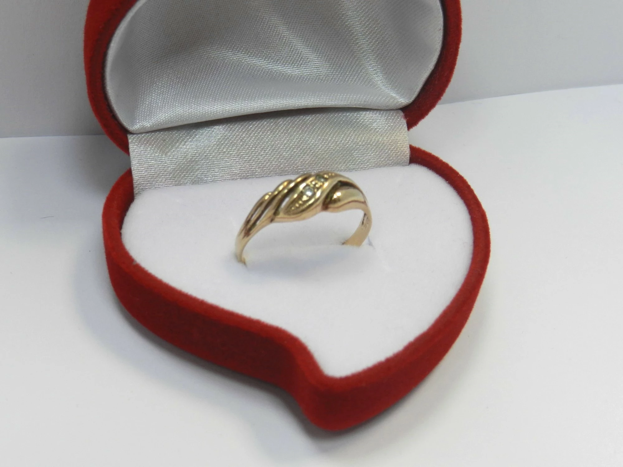 zloty-pierscionek-pr-585-237g-r18-stan-uzywany