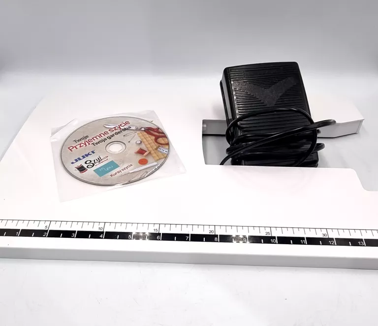 maszyna-do-szycia-texi-blackwhite-marka-texi