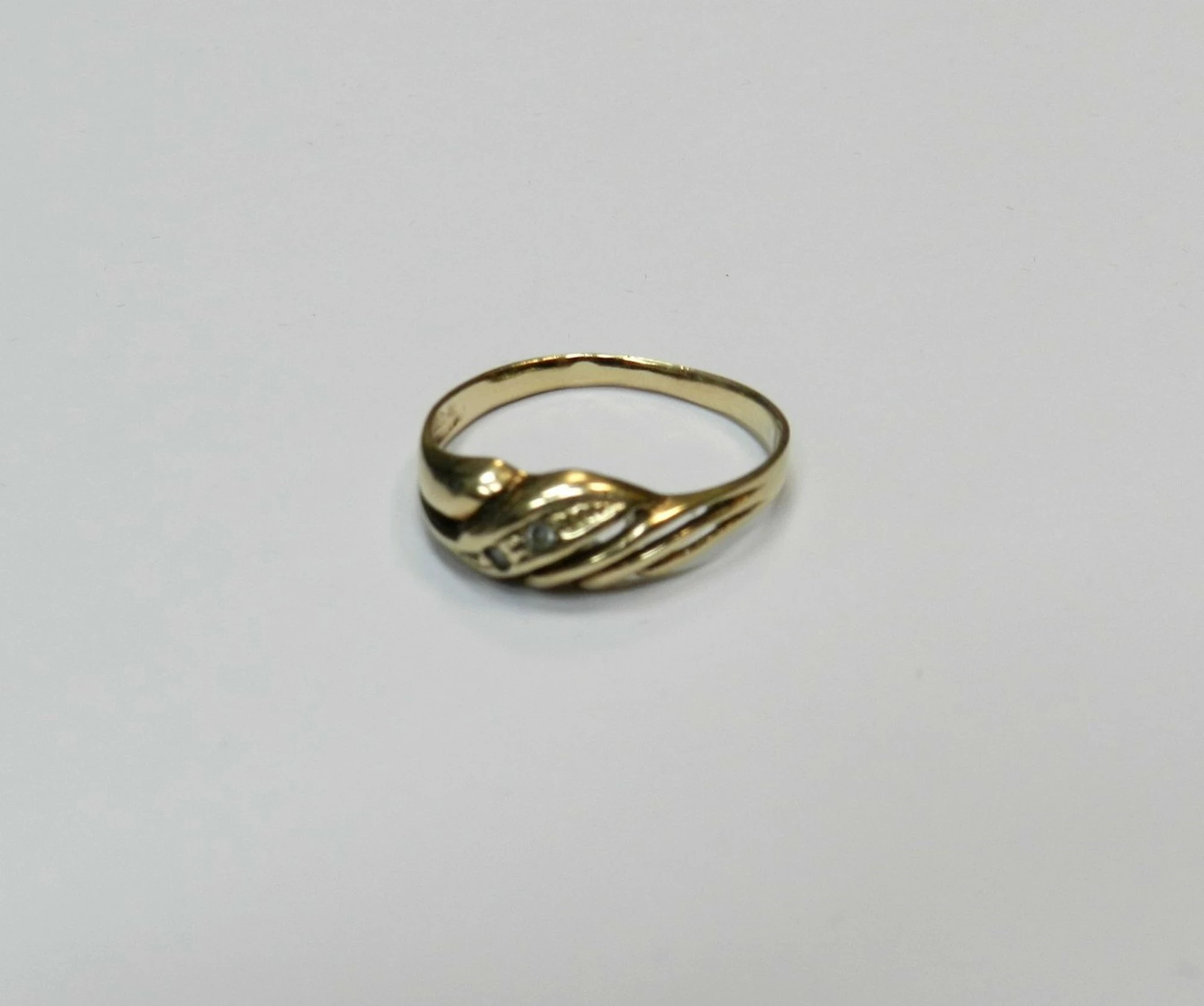 zloty-pierscionek-pr-585-237g-r18-kamien-cyrkonia