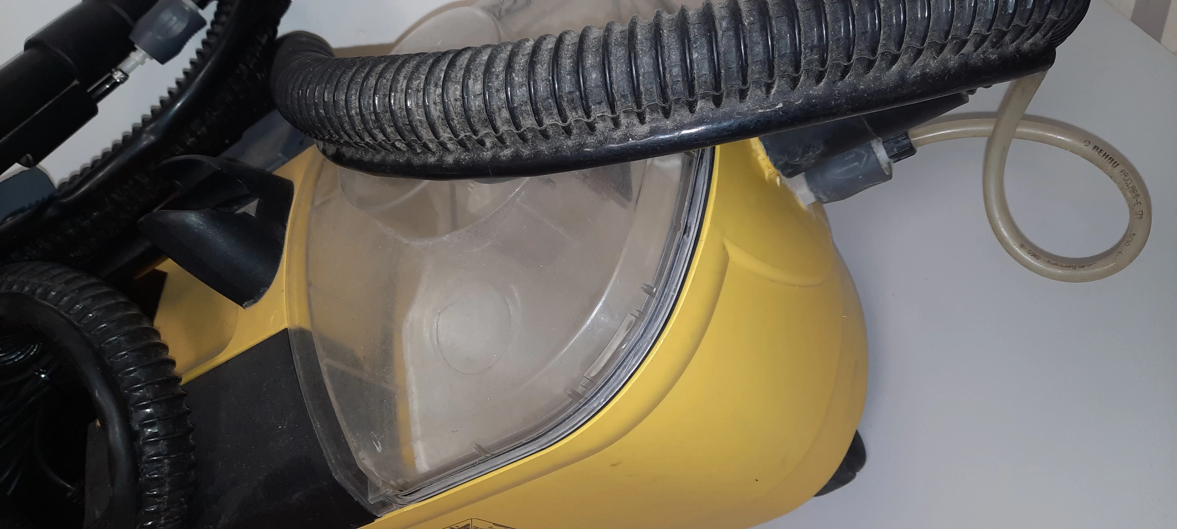 odkurzacz-pioracy-karcher-puzzi-100-kod-producenta-1100-1300