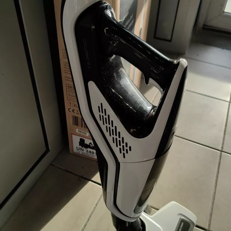 ODKURZACZ BEZPRZEWODOWY GRUNDIG VCH 9929 L
