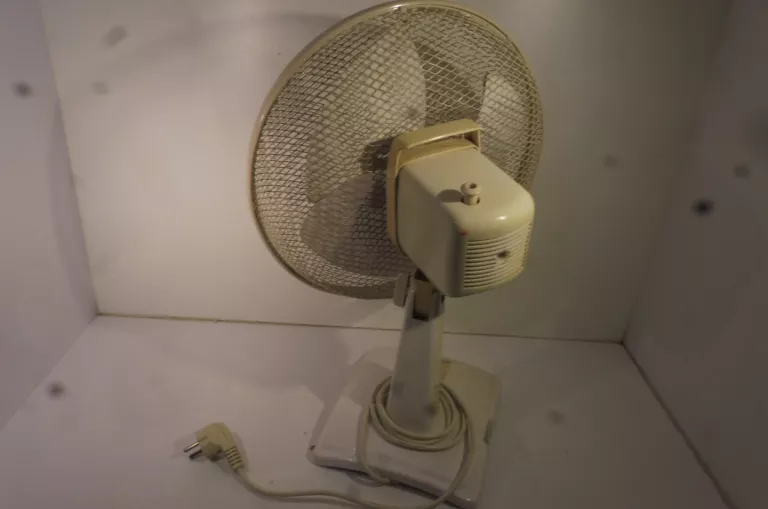 wiatrak-bialy-marka-inna