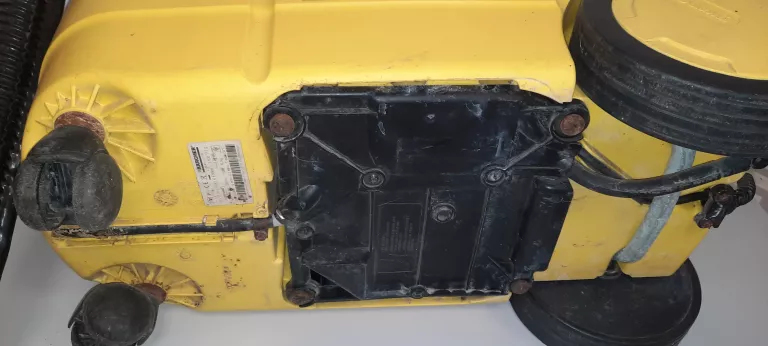 odkurzacz-pioracy-karcher-puzzi-100-stan-uzywany