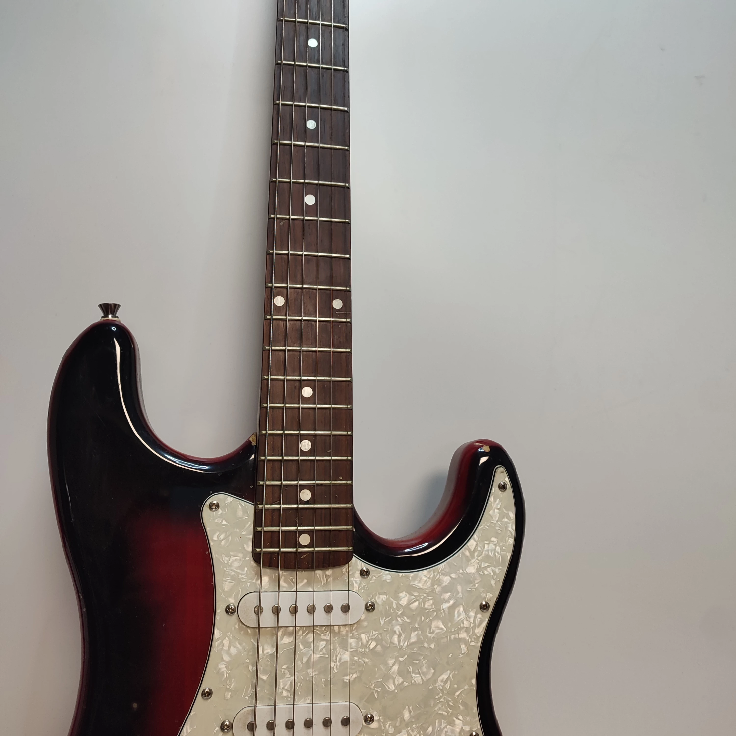 gitara-sounder-marka-sounder