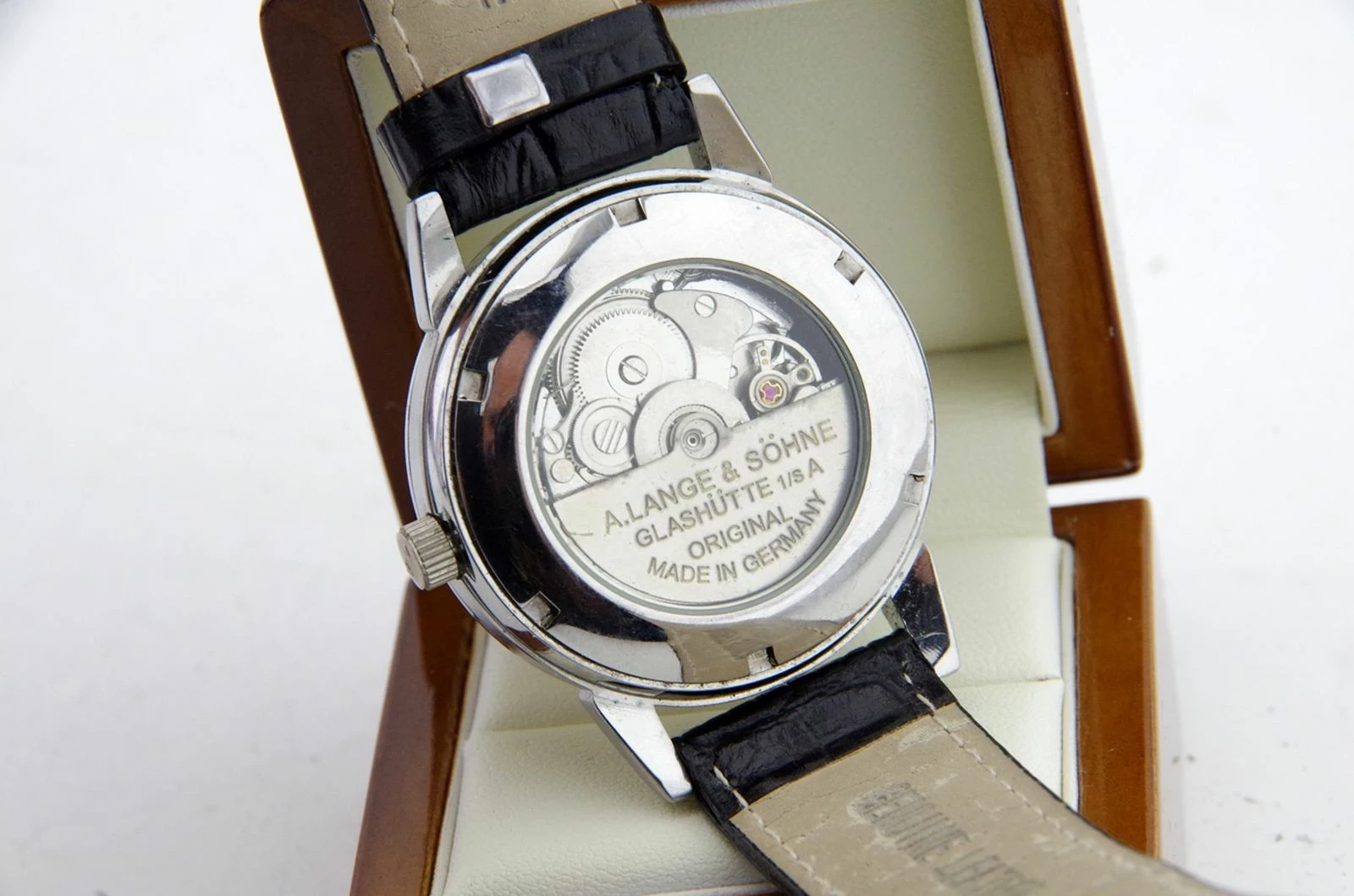 zegarek-alange-sohne-glashutte-1-sa-sax-o-mat-mechanizm-automatyczny