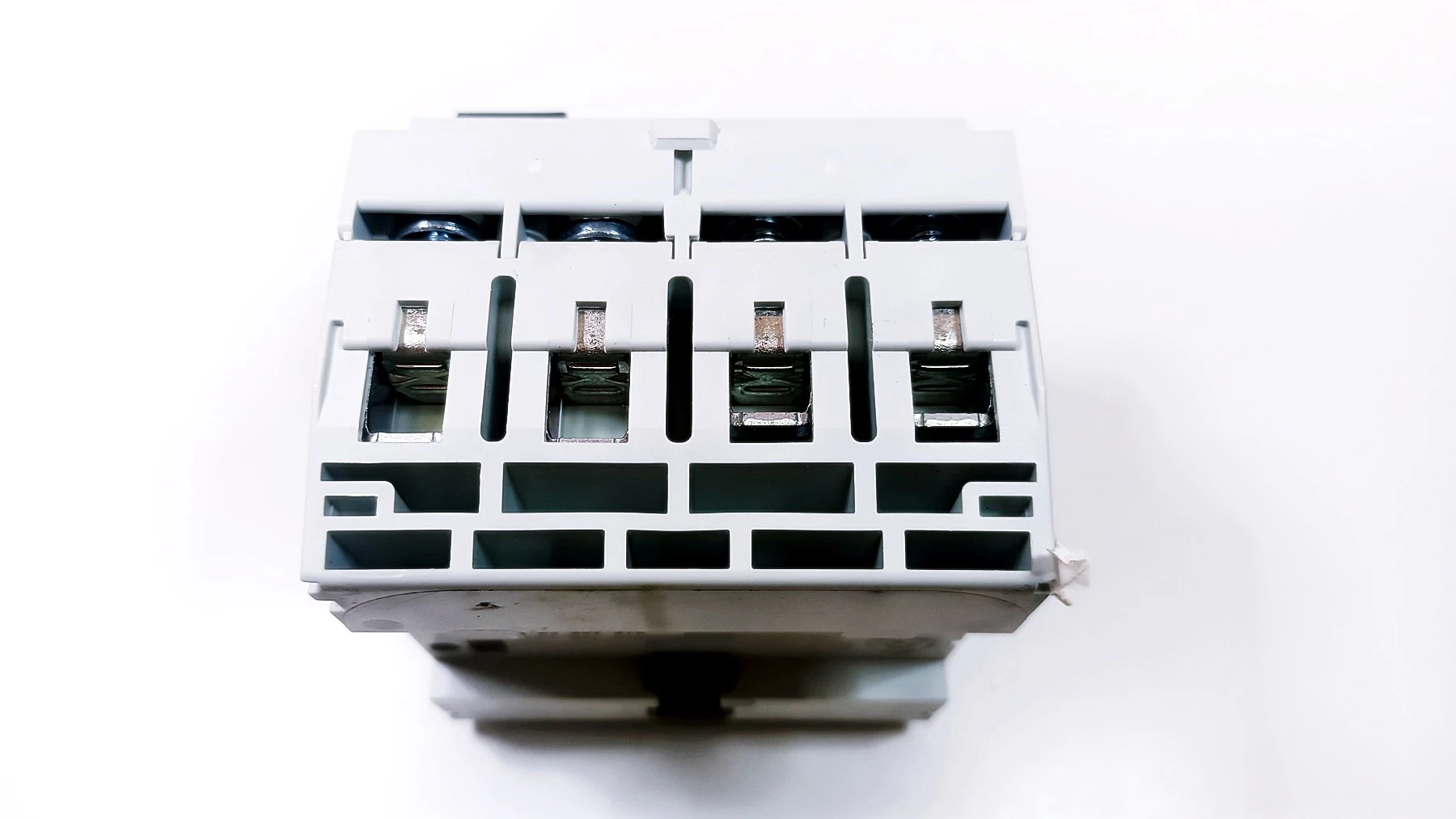 wylacznik-roznicowopradowy-cfi6-254003-de-kod-producenta-cig762