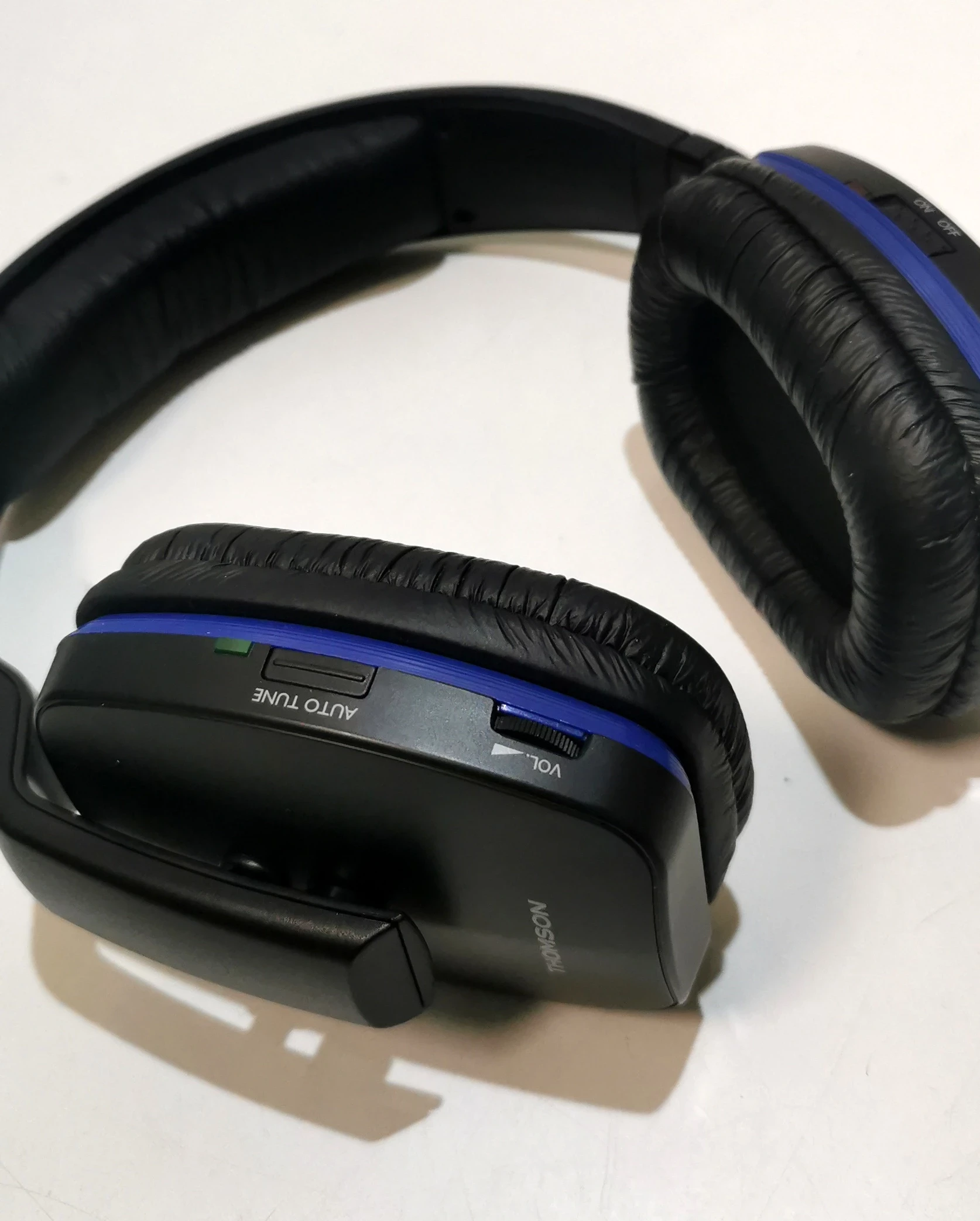 sluchawki-thomson-whp3311bk-rodzaj-sluchawek-203681-217745