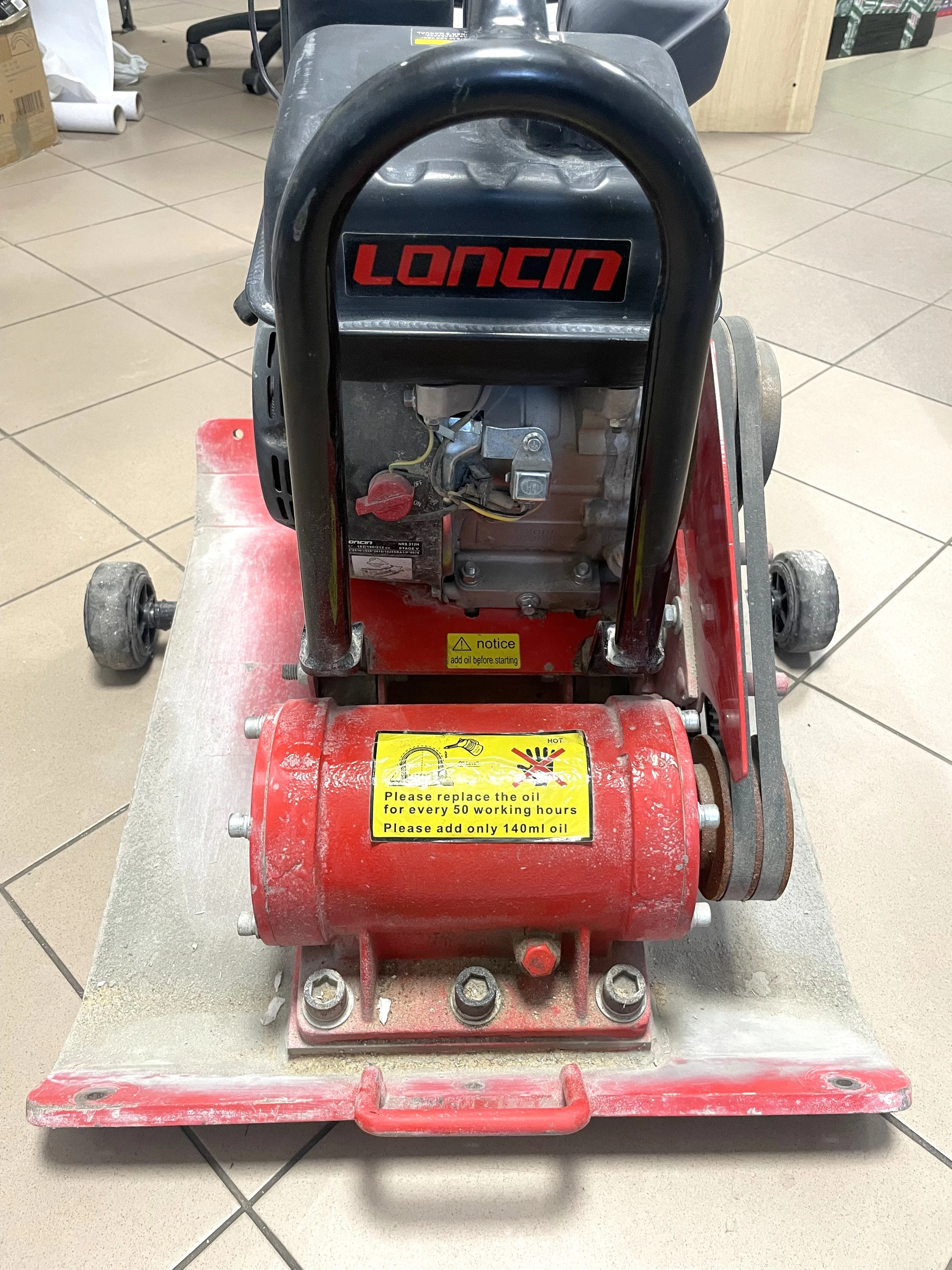 zageszczarka-szmid-honda-brak-oslony-fv-03042023-rodzaj-zageszczarki-plytowa-ubijak