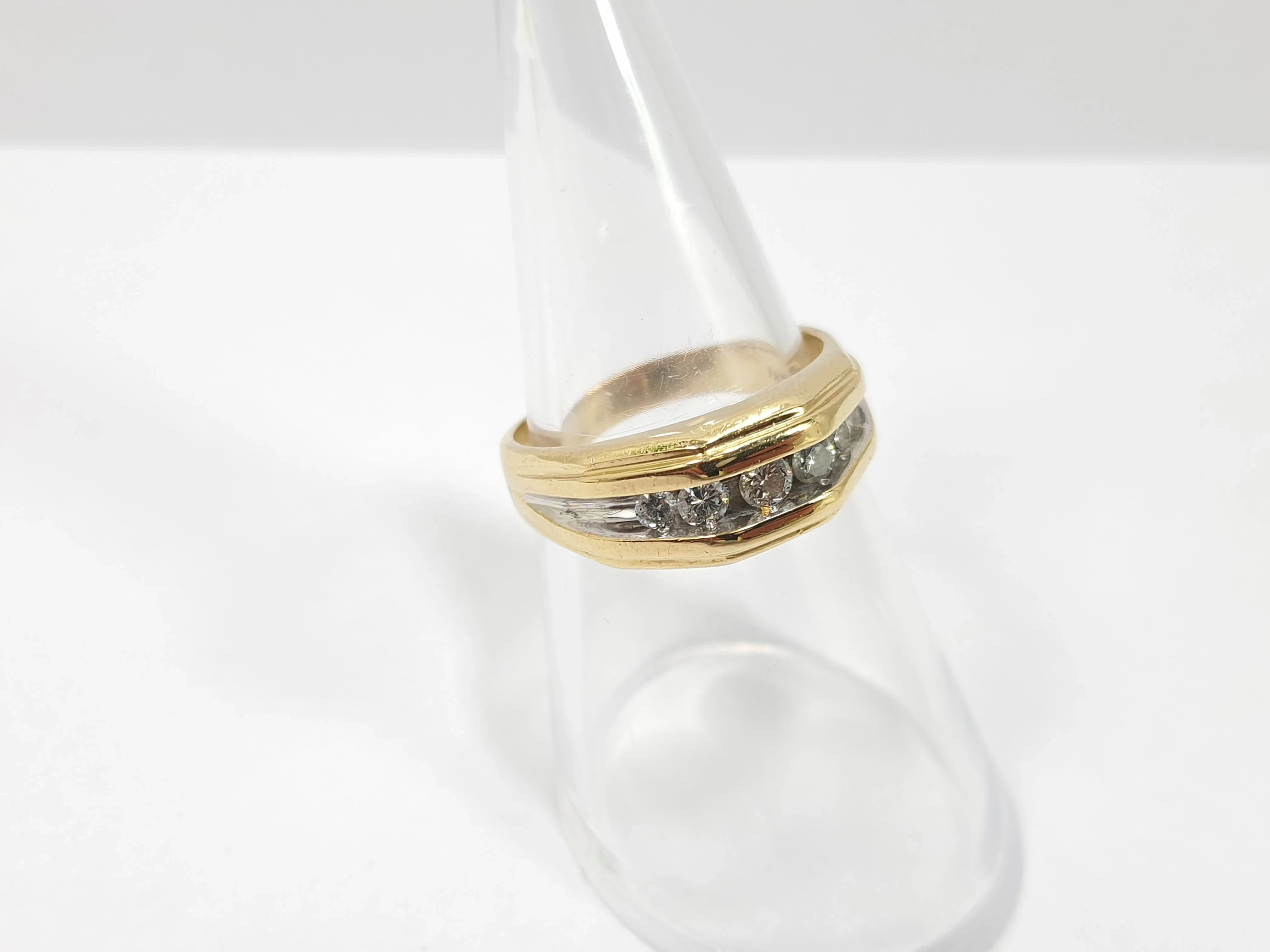 zloty-sygnet-pierscionek-585-diamenty-brylanty-040ct-rozmiar-28-certyfika-stan-uzywany