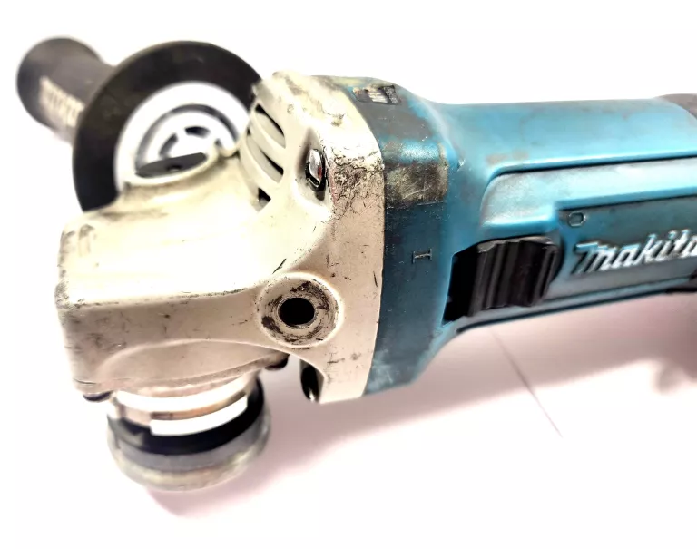 SZLIFIERKA KĄTOWA MAKITA GA5030R 720 W 230 V TARCZA 125 MM