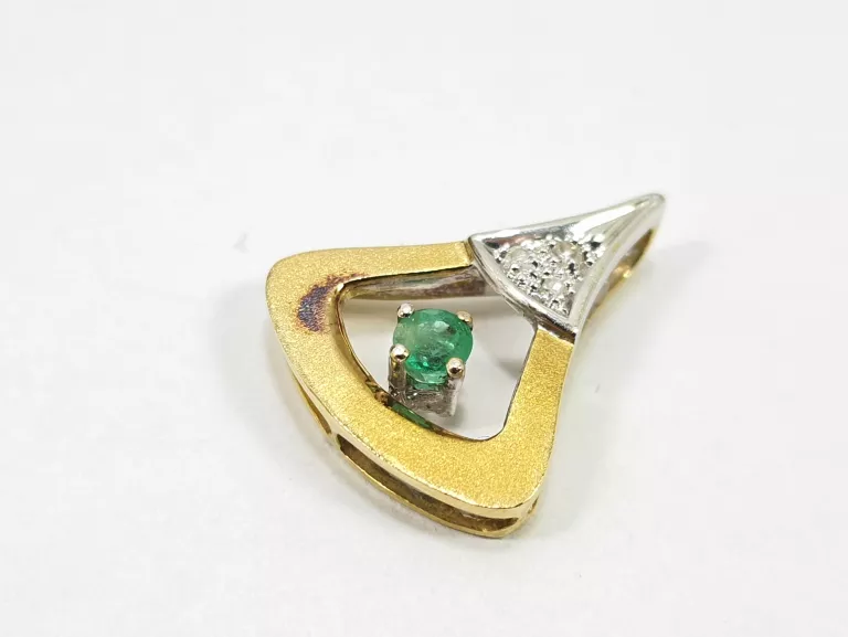 ZŁOTA ZAWIESZKA 585 ZE SZMARAGDEM 0,12CT I BRYLANTAMI 0,03CT CERTYFIKAT