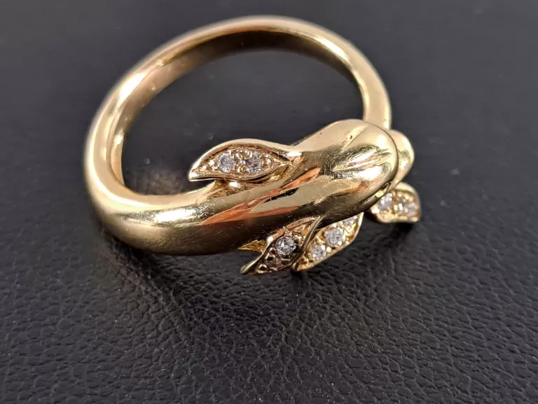 zloty-pierscionek-delfin-brylanty-007ct-585-460g-r9-waga-460