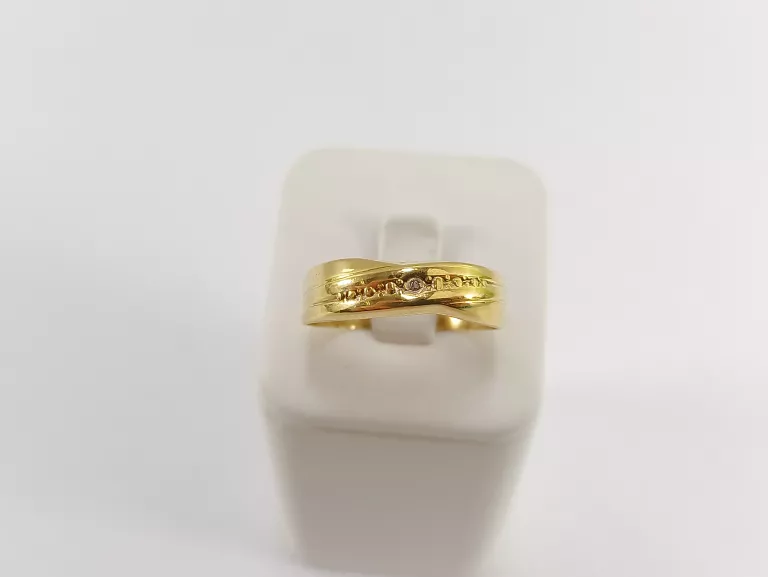 zloty-obraczkowy-pierscionek-176g-750-rozmiar-18-z-diamentem-rozmiarsrednica-wew-mm-111600