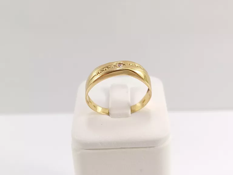 zloty-obraczkowy-pierscionek-176g-750-rozmiar-18-z-diamentem-dabrowskiego-493-poznan-ska-x