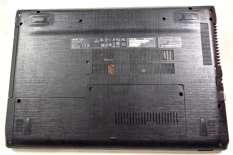 ACER ASPIRE E5-575 I5-6200U 8 GB RAM 1 TB 940MX