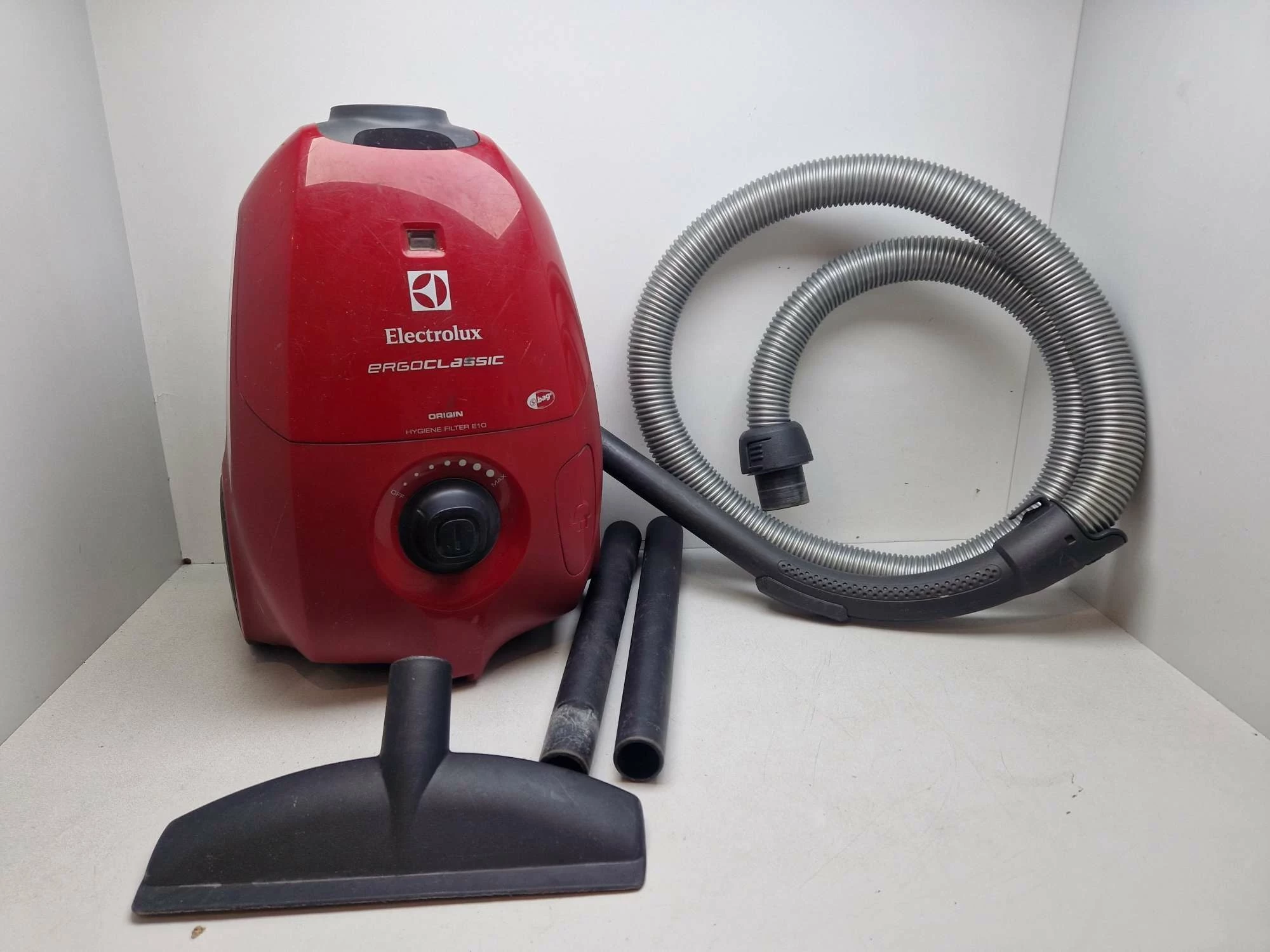 odkurzacz-electrolux-zp4001el-1400w-wolnosci-336-zabrze-sj