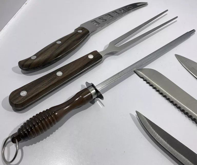 zestaw-nozy-royal-swiss-9el-ean-gtin-1111111111