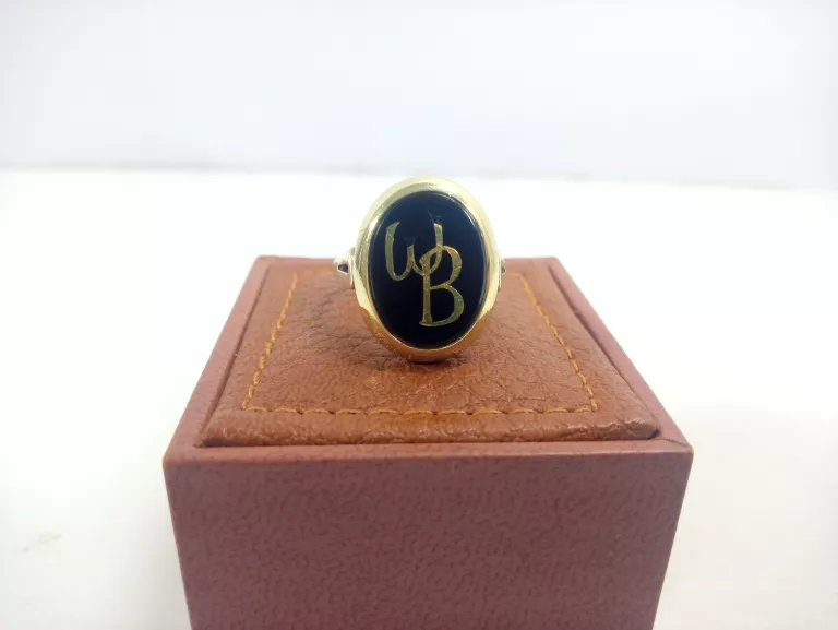 ciekawy-zloty-pierscionek-inicjaly-w-b-tysiaclecia-2a-nowe-miasto-lubawskie