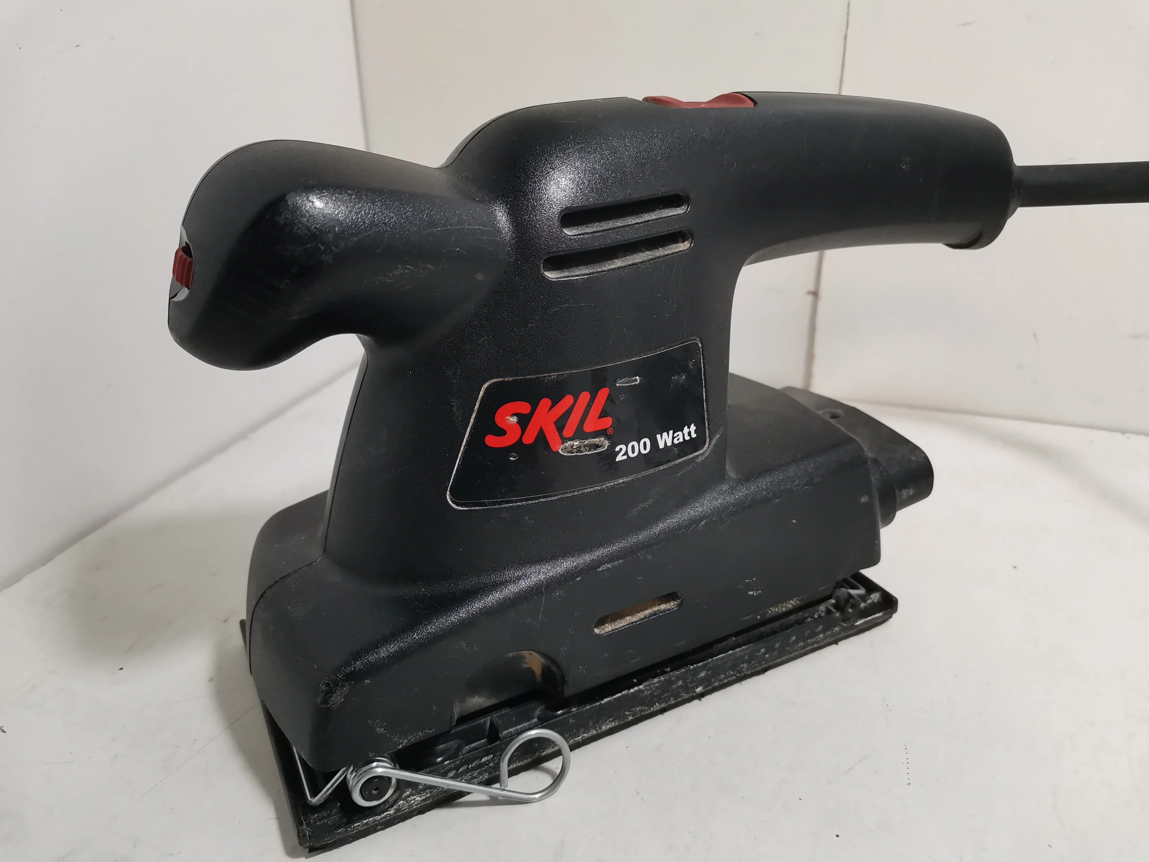 szlifierka-oscylacyjna-skil-7340-stan-uzywany