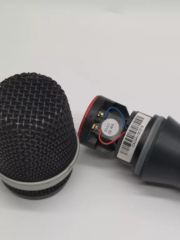 mikrofon-dynamiczny-akg-d5-wokalowy-wylacznik-marka-akg