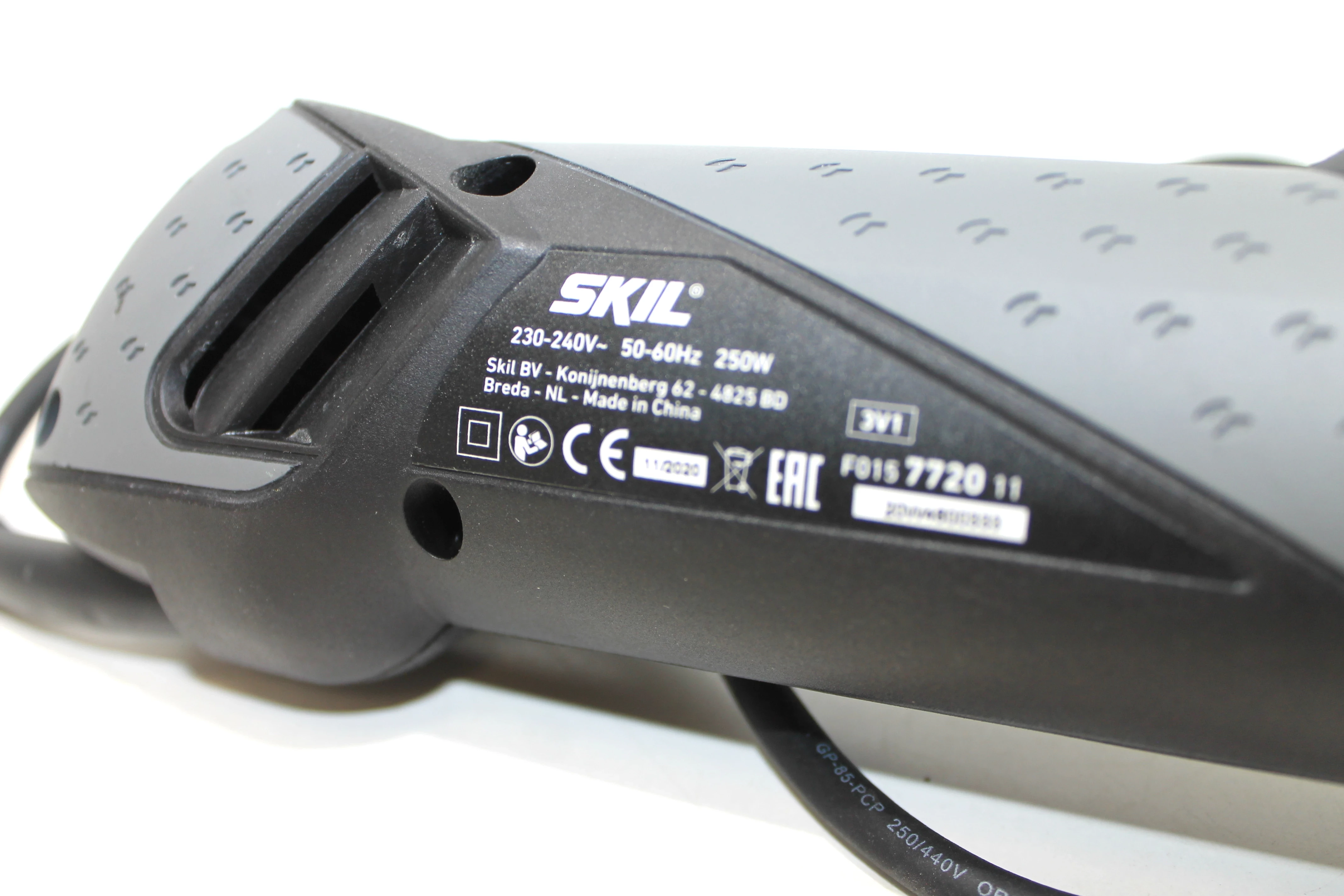 skrobak-elektryczny-7720-skil-masters-glebokosc-strugania-500