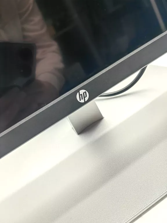 monitor-hp-32s-315okablowanie-stan-uzywany