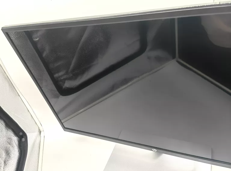 monitor-hp-32s-315okablowanie-typ-matrycy-ips-pls