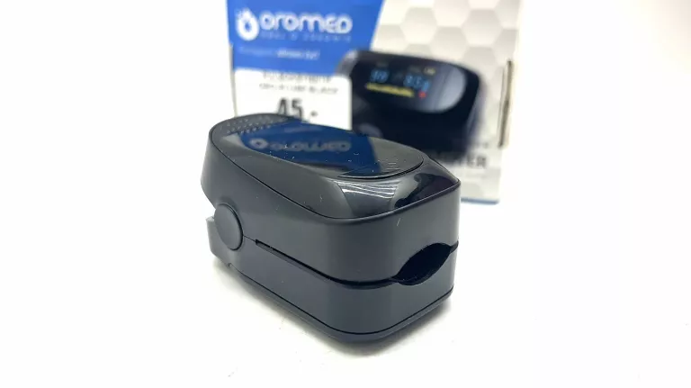 PULSOKSYMETR OROMED BLACK