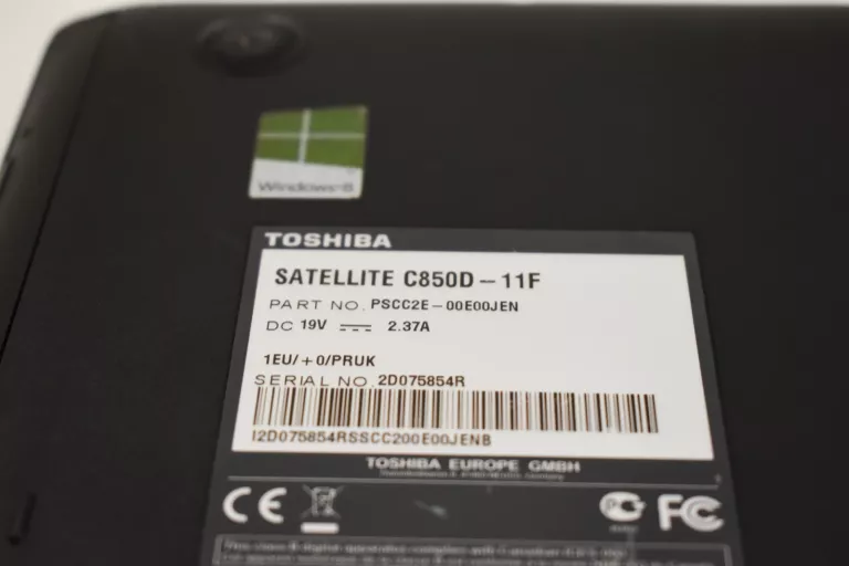 LAPTOP TOSHIBA SATELLITE C850D-11F / ŁADOWARKA