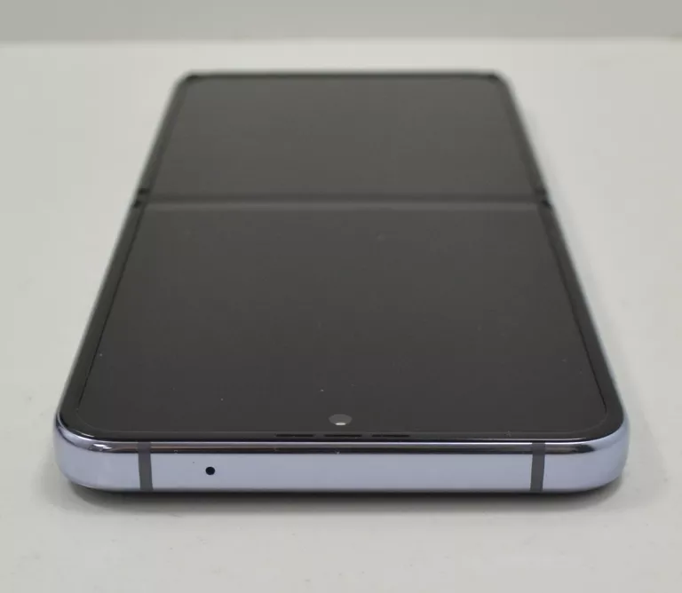 SAMSUNG GALAXY FLIP4 5G 8/256 GB KOMPLET GW.