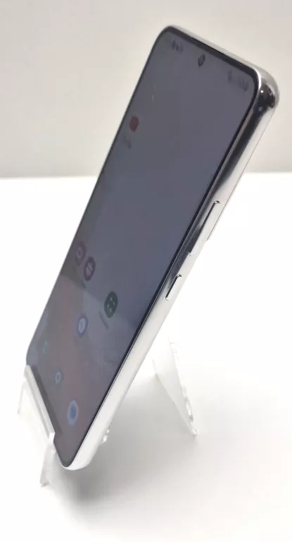 telefon-samsung-galaxy-s22-typ-smartfon