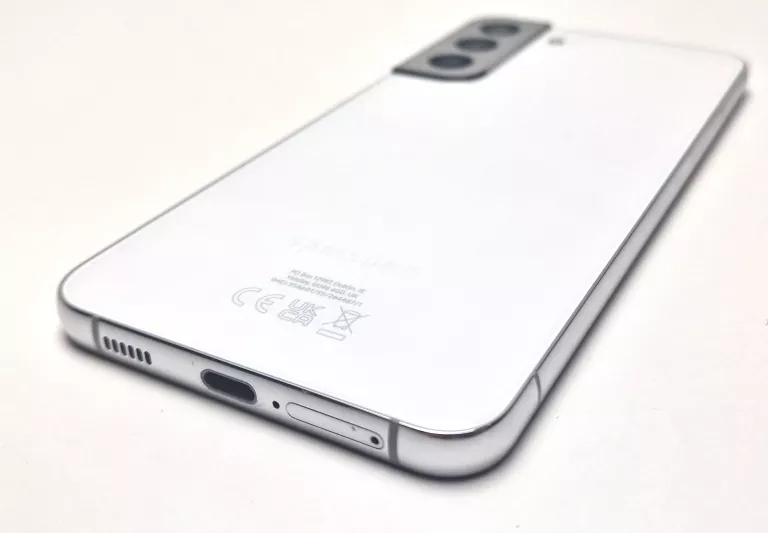 telefon-samsung-galaxy-s22-pamiec-ram-8-gb