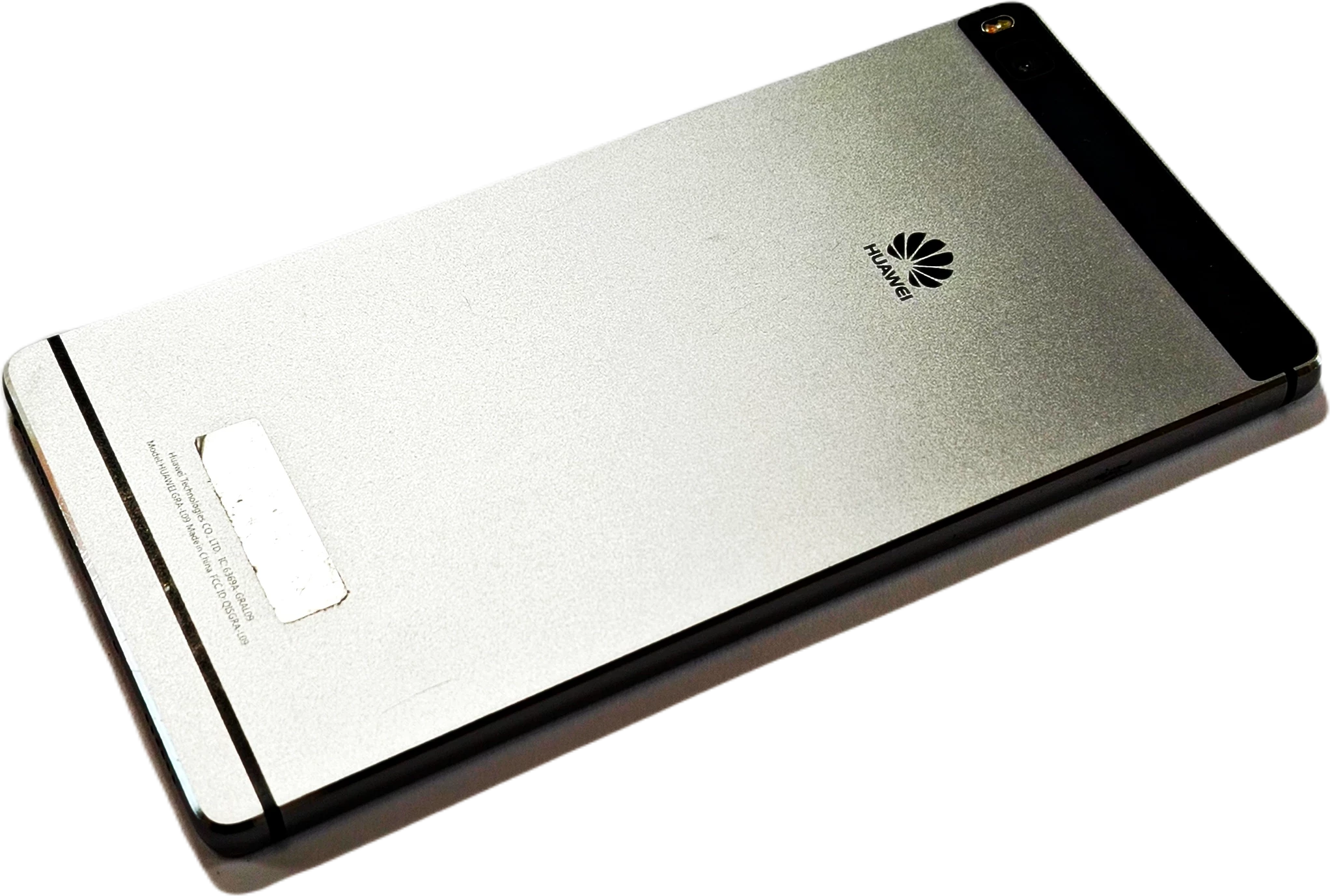 telefon-huawei-p8-gra-l09-163-gb-srebrny-smartfon-2680-mah-single-sim-wbudowana-pamiec-16-gb